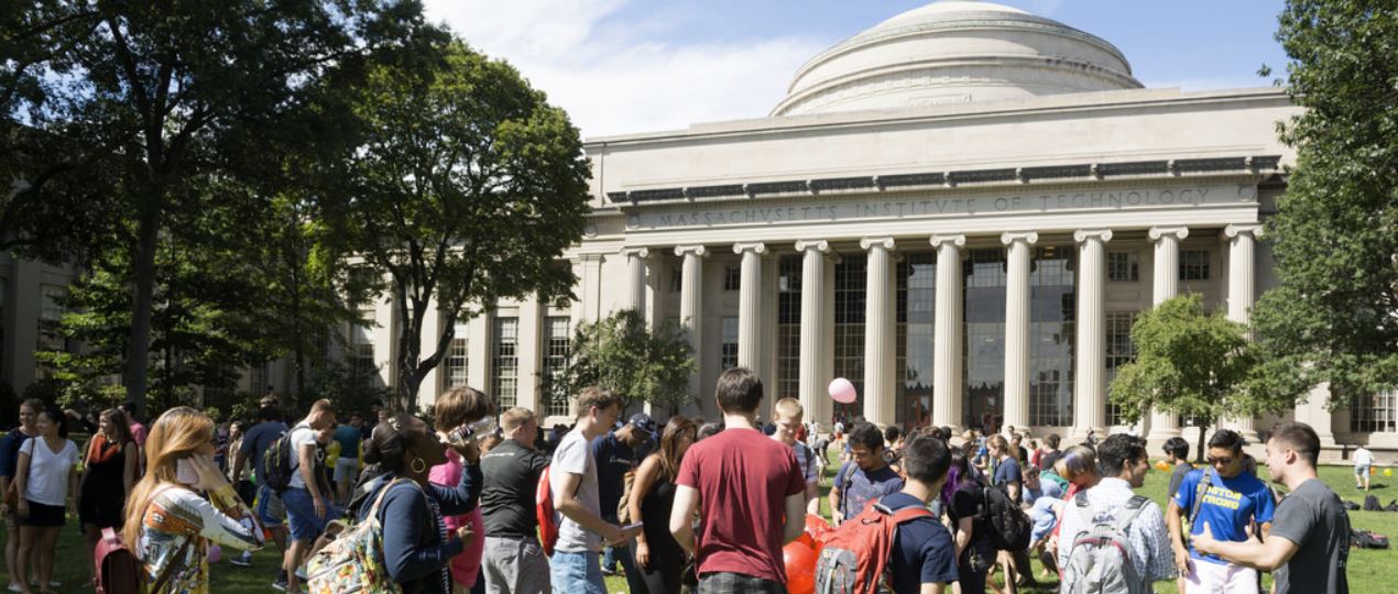 Undergraduate Students Welcome Back Lunch (Town Hall)